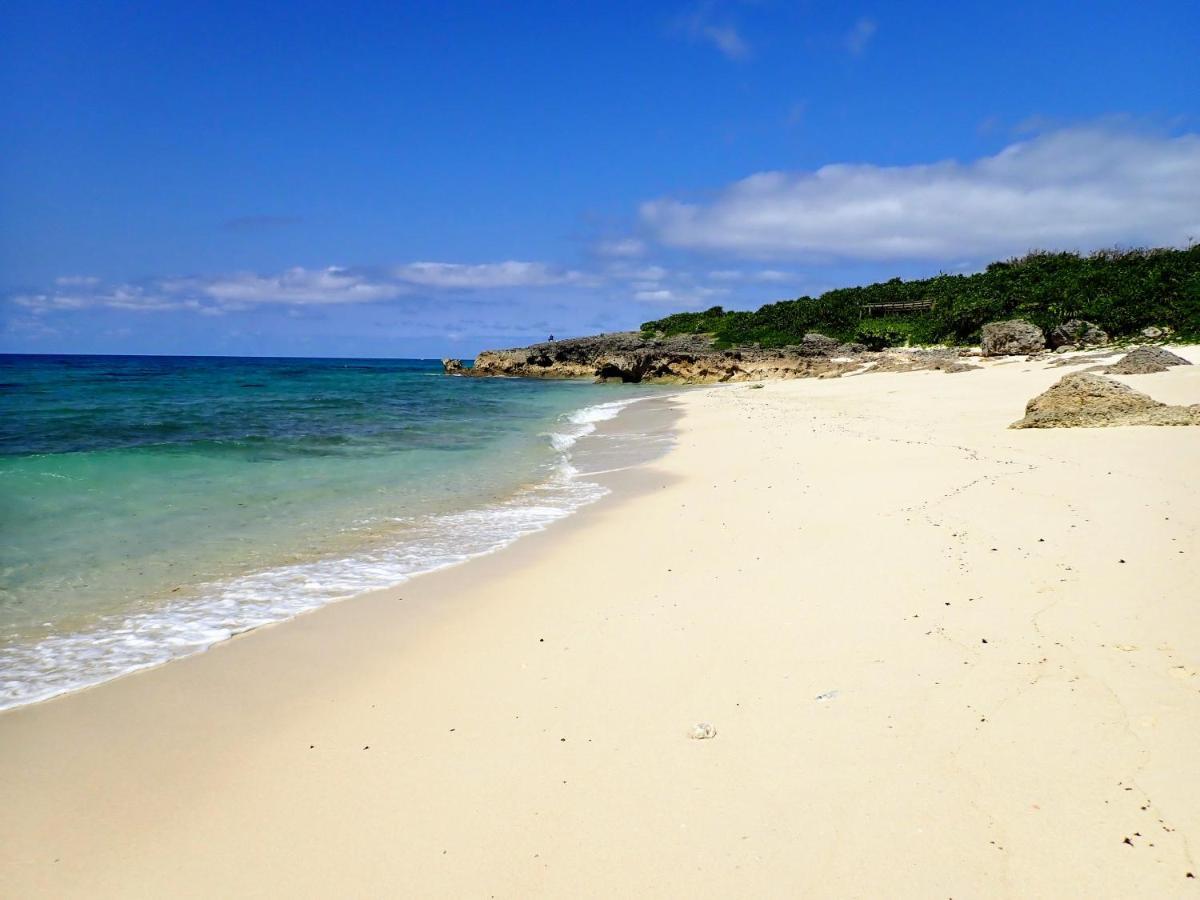 Hotel Hibiscus Miyakojima  Экстерьер фото